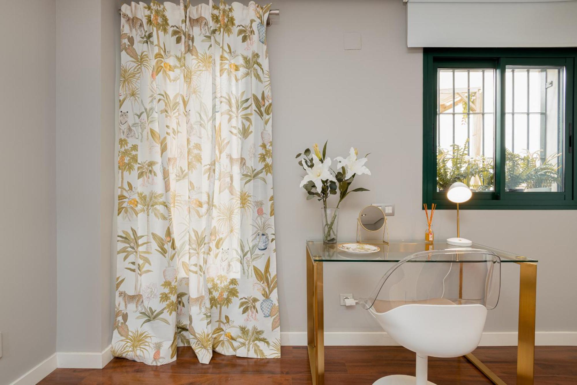 C30 Deluxe Studio With Terrace Into Cathedral Square Apartment Malaga Exterior photo