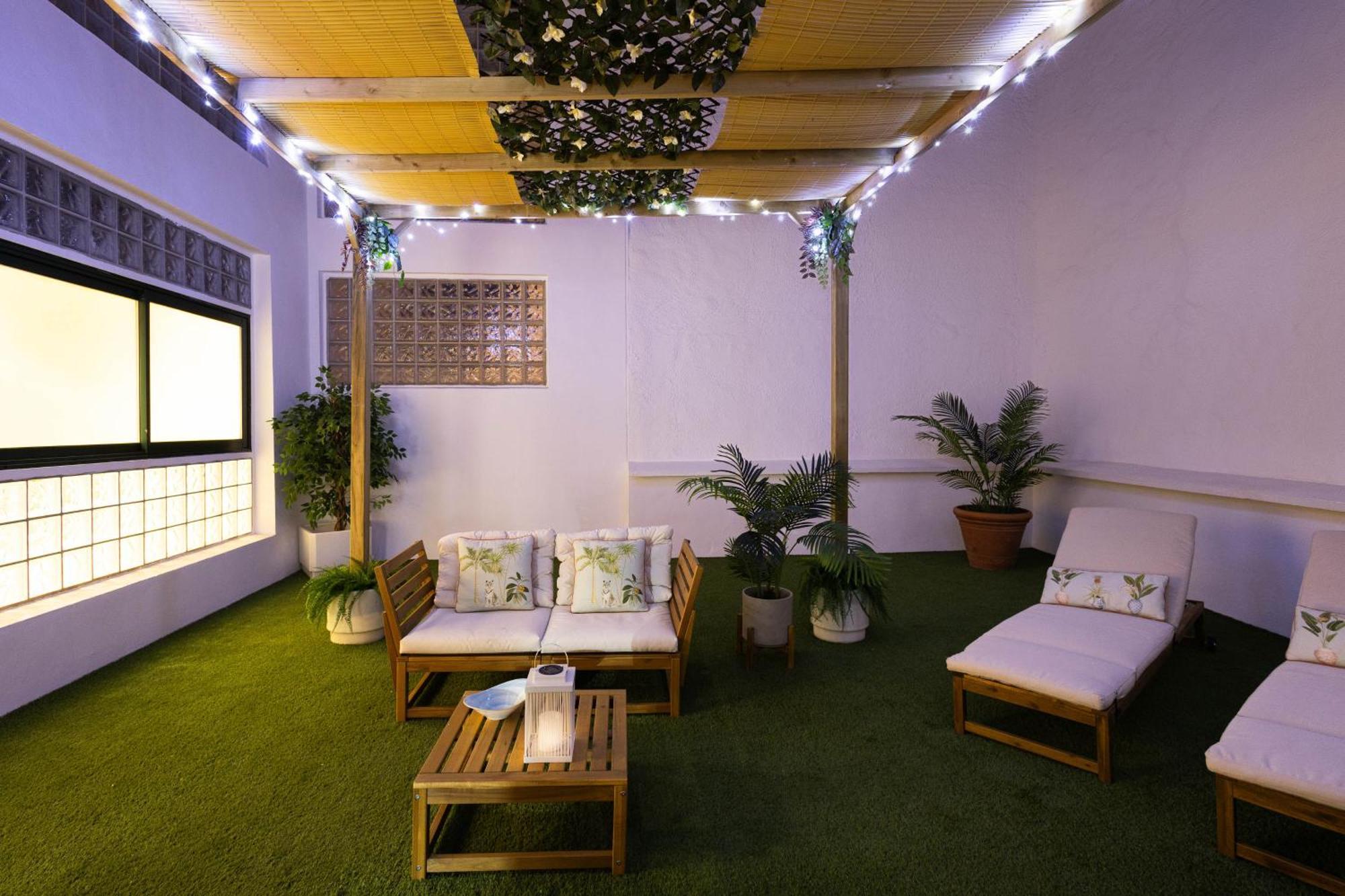C30 Deluxe Studio With Terrace Into Cathedral Square Apartment Malaga Exterior photo